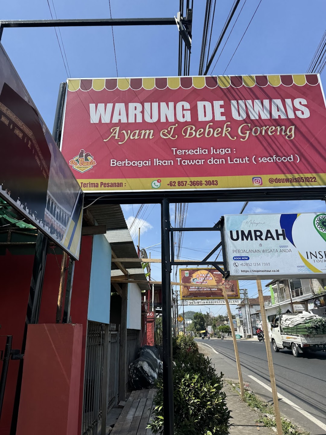 Warung De Uwais Ayam dan Bebek Goreng